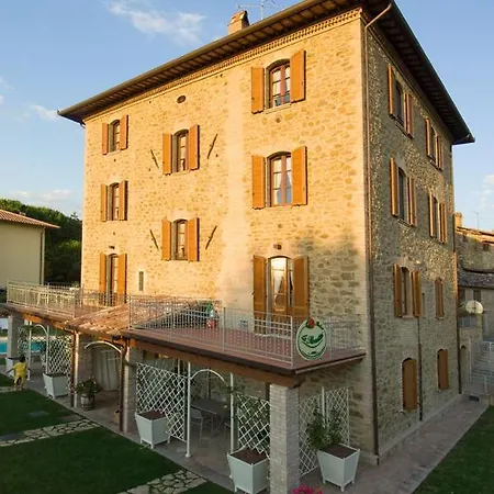 Sleeps 3 Air Con Magione