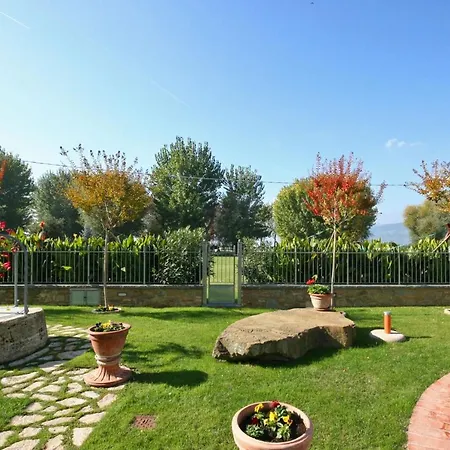 Apartment Sleeps 3 Air Con Magione